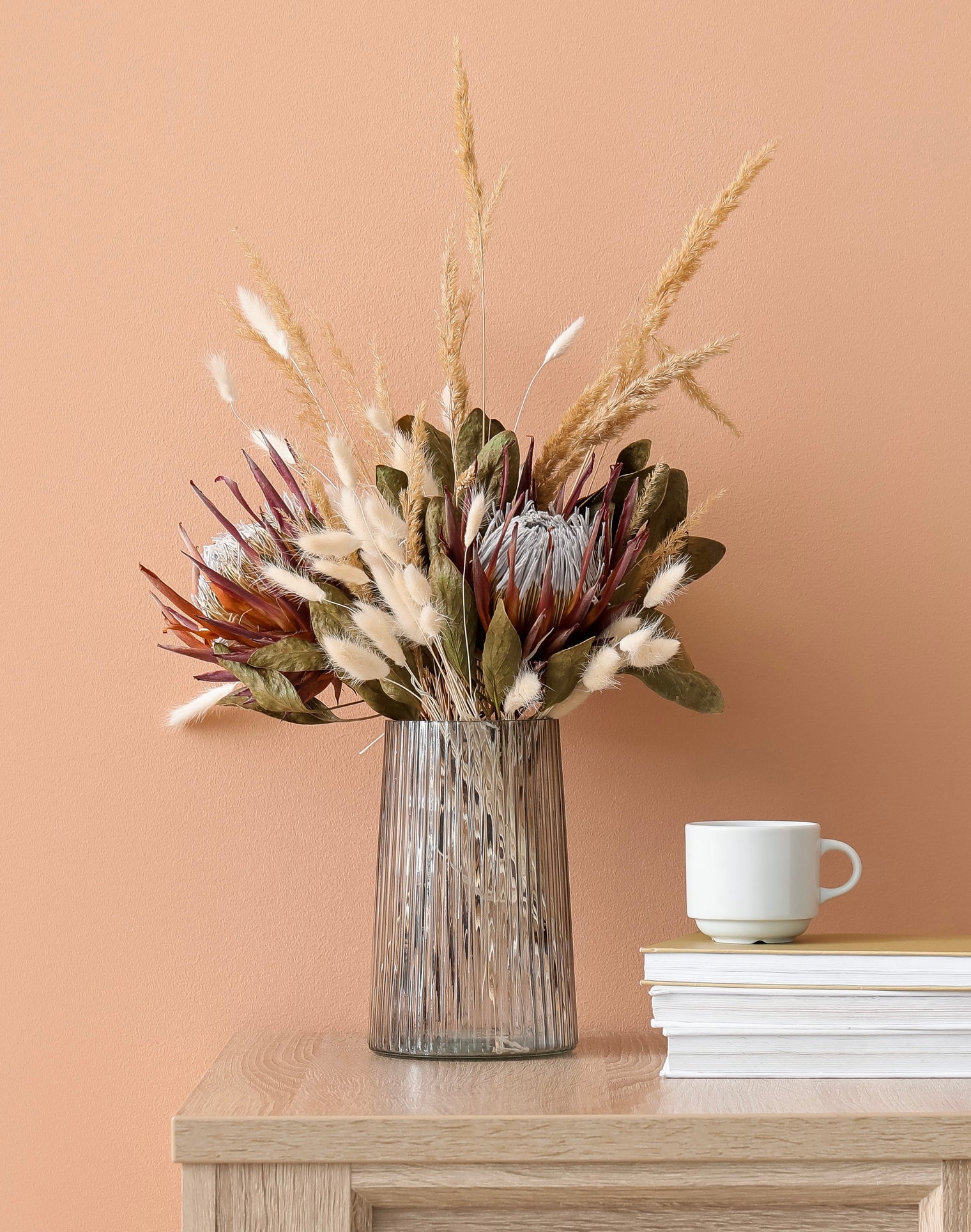 Dry flowers Home/Office Arrangements